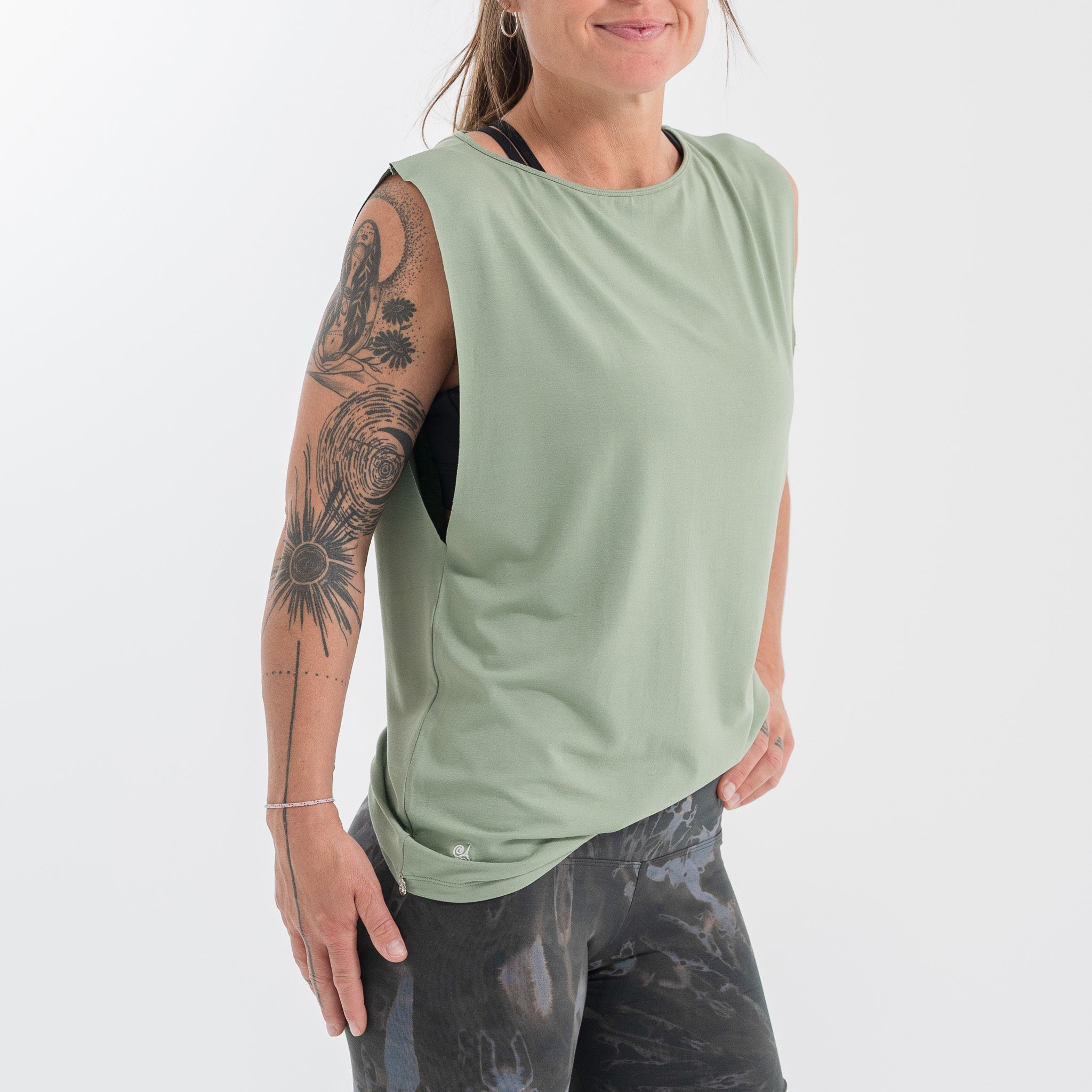 Yoga Shirt Damen aus Bambus Faser - Sneaky Top Mint NEU
