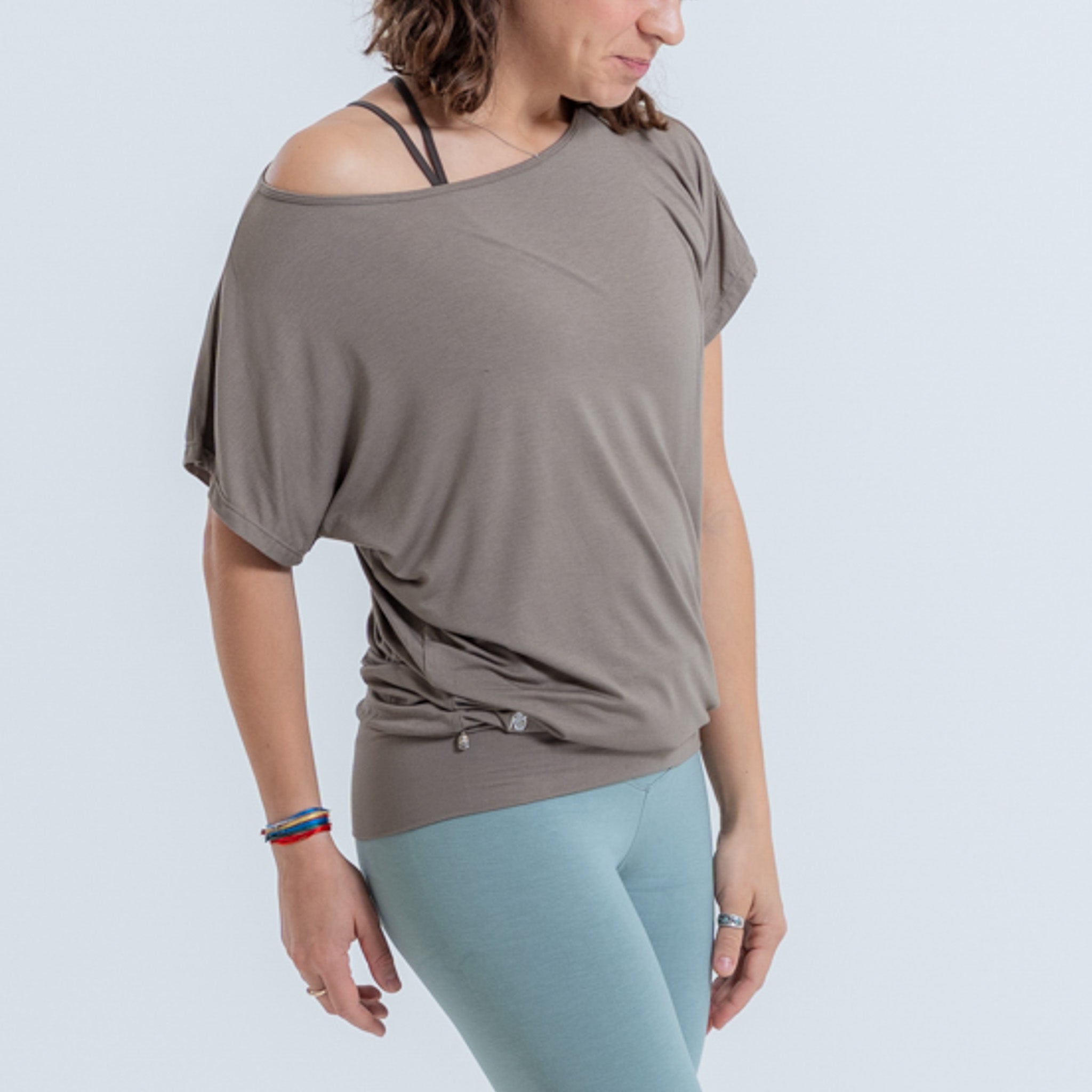 Yoga Shirt Damen aus Bambus Faser - Mud