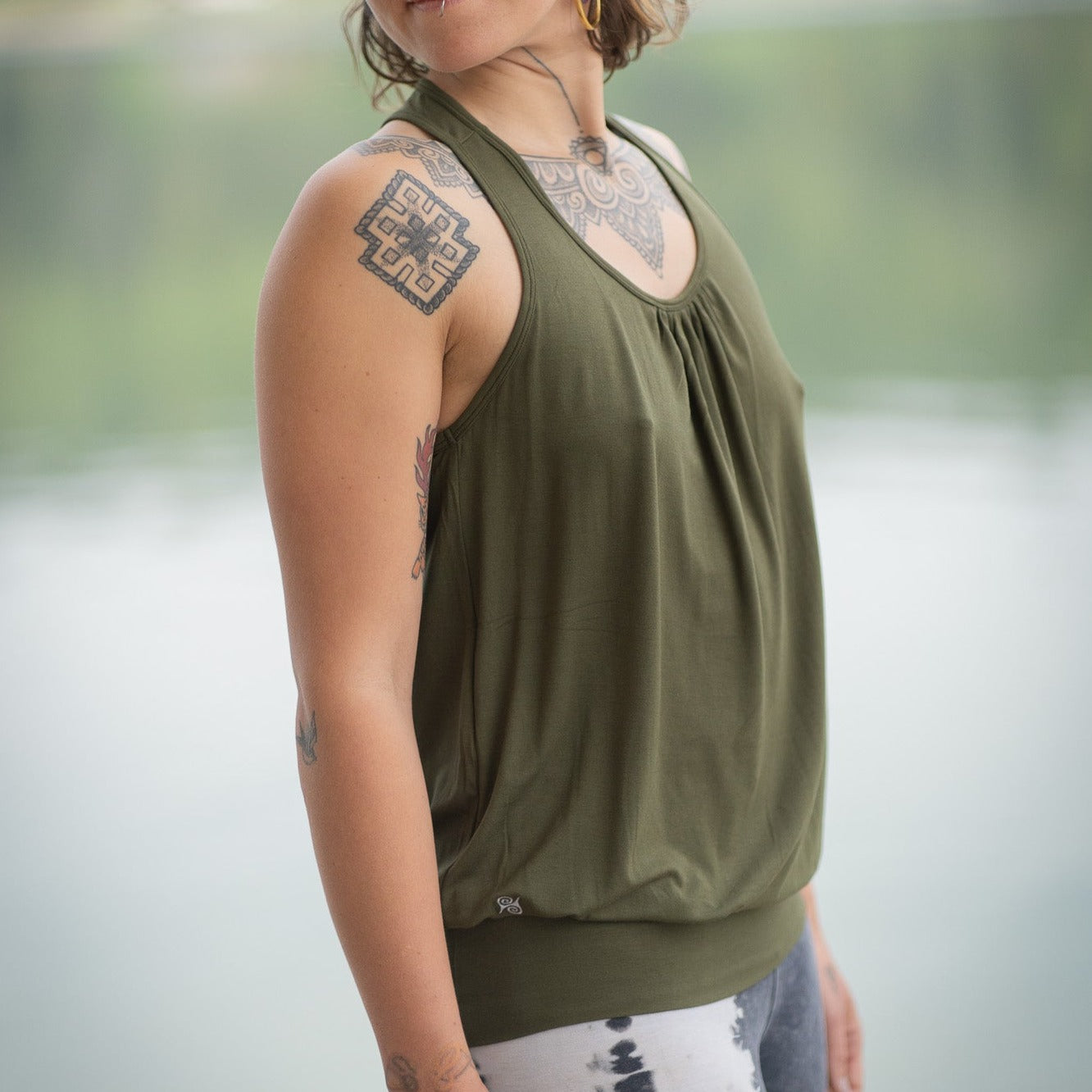 Yoga Top Women made of Bamboo Fiber - Cute Shirt Moss Green