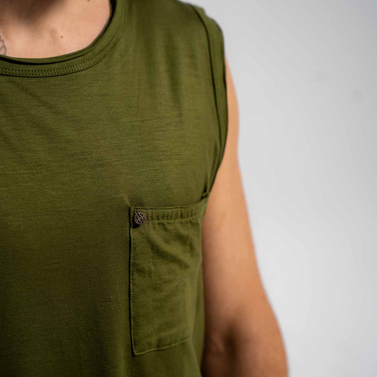 Tank Top Eucalyptus olive green
