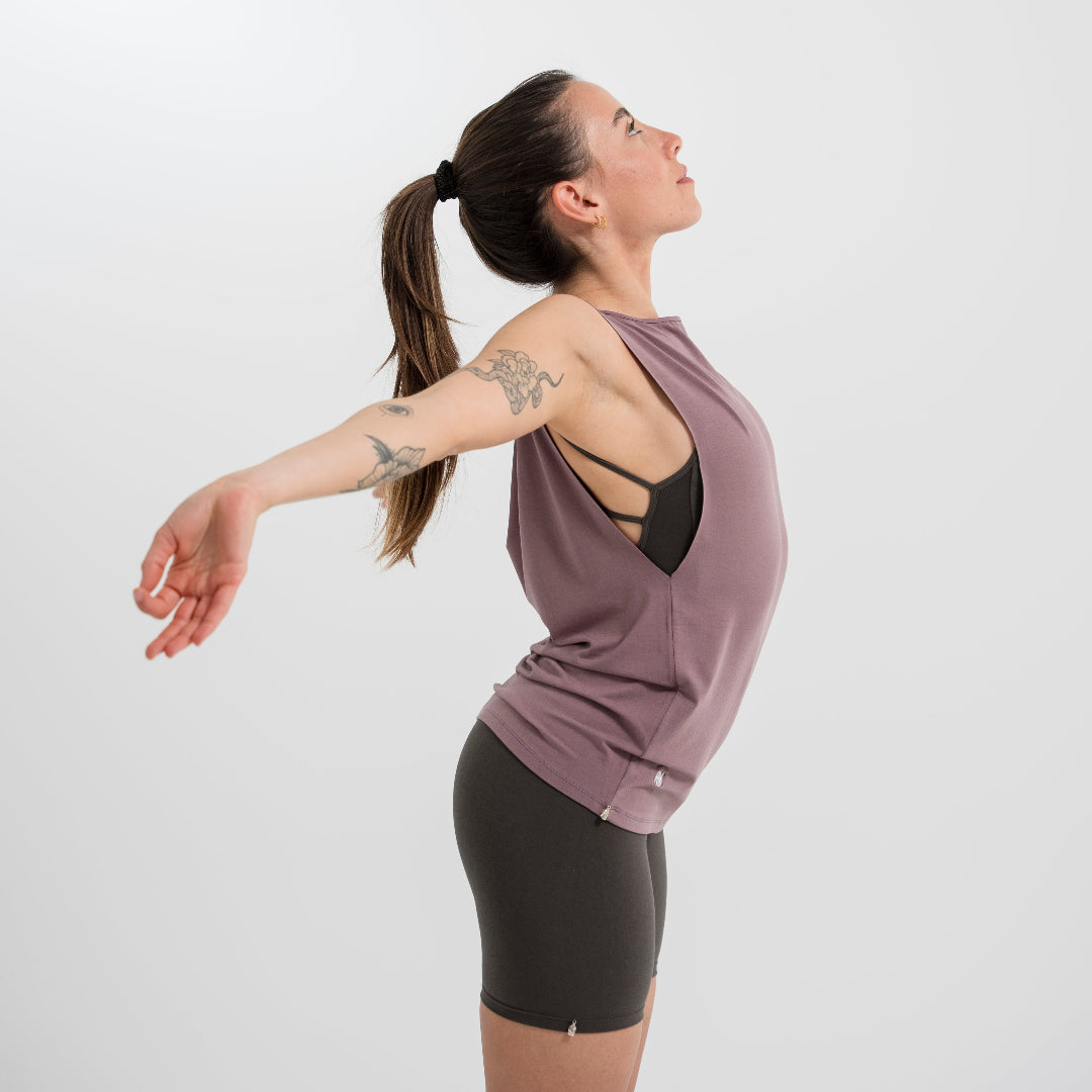 Yoga Shirt Damen aus Bambus Faser - Sneaky Top Eggplant NEU