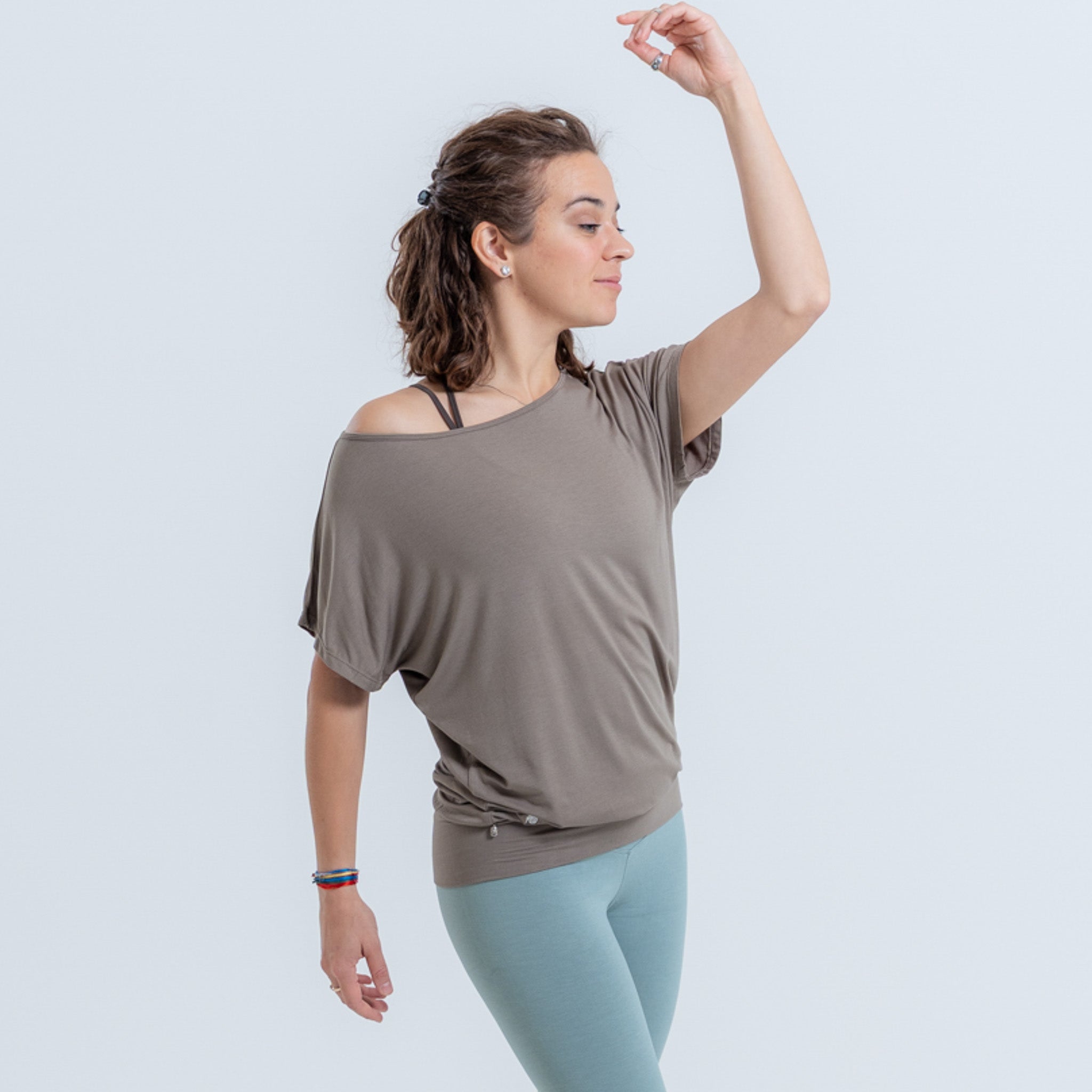 Yoga Shirt Damen aus Bambus Faser - Mud