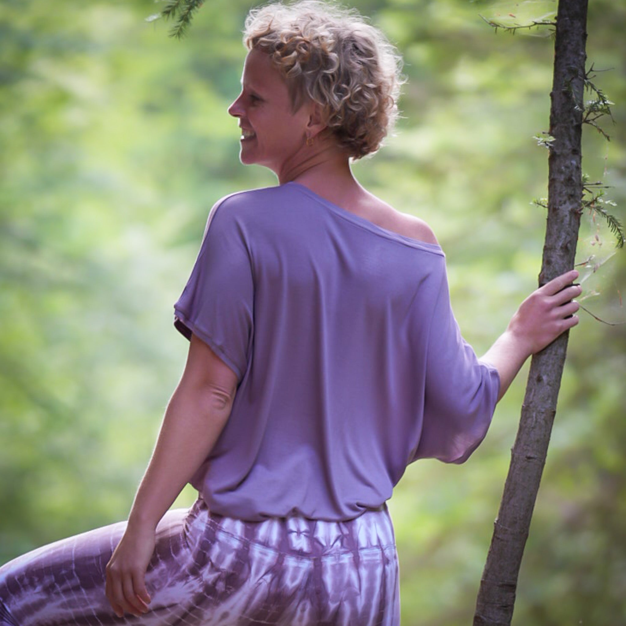 Yoga Shirt Damen aus Bambus Faser - Feel Good Aubergine