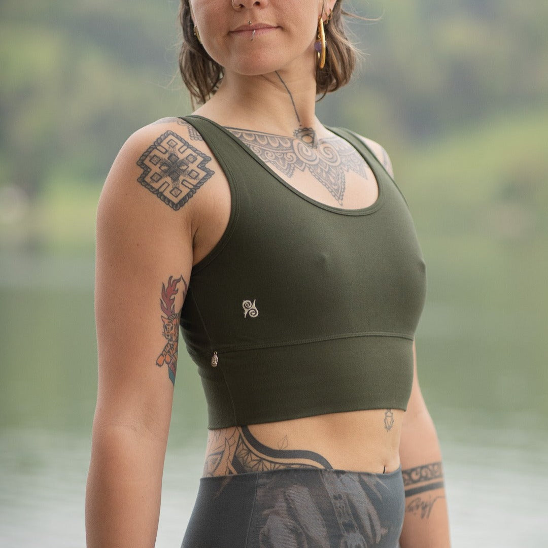 Yoga Top Damen aus Bambus Mix - Snug Top Moosgrün