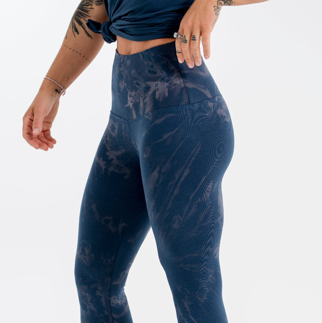 Yoga Leggings Damen aus Bambus Mix - Lost in Space Petrol NEU (Dünnes Material)