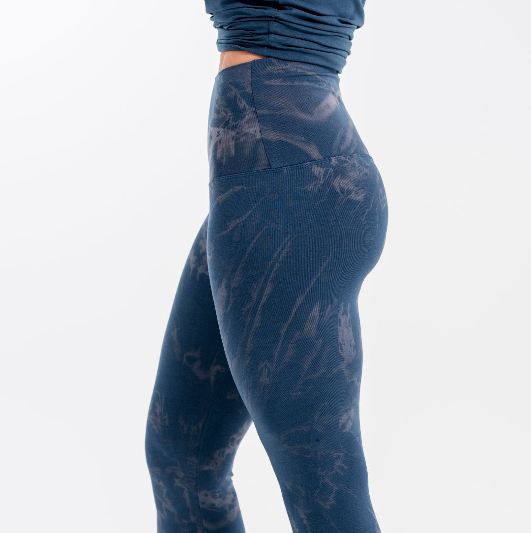 Yoga Leggings Damen aus Bambus Mix - Lost in Space Petrol NEU (Dünnes Material)